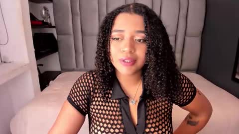 Snapshot of natasha_rose__ chatting on 11.15.25 N A T A S H A online show from 11.15.25