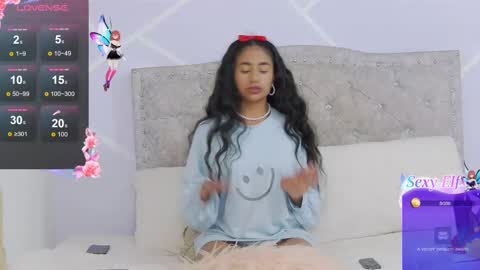 Snapshot of natasha_shine22 chatting on 02.20.25 natasha_shine22 online show from 02.20.25