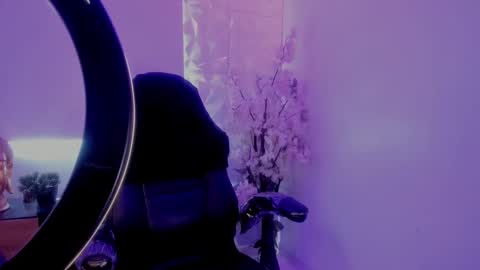 Natasha  online show from 01.18.25