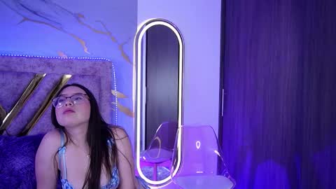 Natasha Vesper  online show from 10.24.25