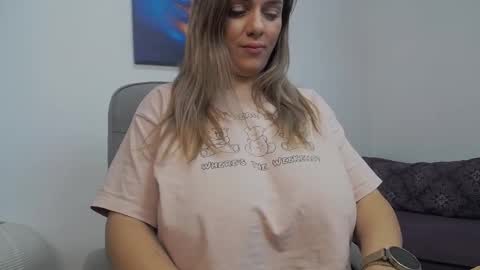 Snapshot of natashaboobs chatting on 12.17.24 natashaboobs online show from 12.17.24