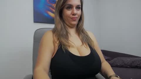 Snapshot of natashaboobs chatting on 01.17.25 natashaboobs online show from 01.17.25