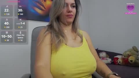 Snapshot of natashaboobs chatting on 10.20.25 natashaboobs online show from 10.20.25