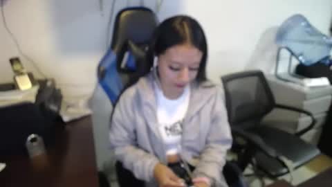 Snapshot of natashax_hot chatting on 02.08.25 Natashax online show from 02.08.25