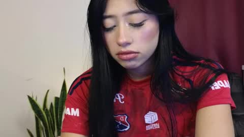 NATHALIA online show from 04.29.26