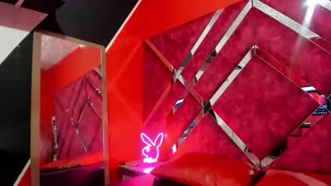 nathacha_bliss online show from 04.15.26