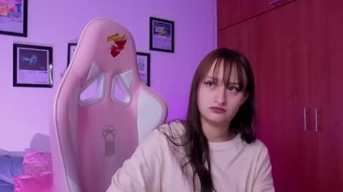 Nathalia Ramirez online show from 05.13.26