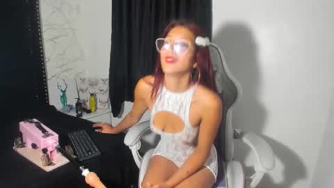 Nathalia Roos rs online show from 11.28.25