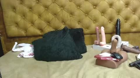 Nathalia online show from 01.27.25