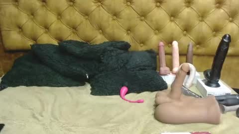 Nathalia online show from 01.28.25