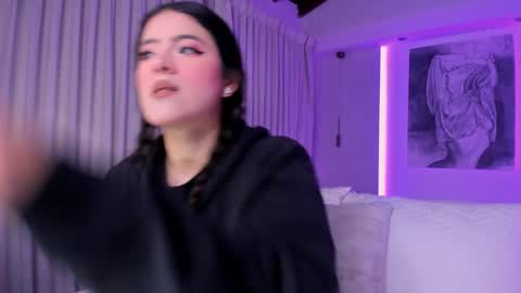 NATHALIE online show from 11.21.25