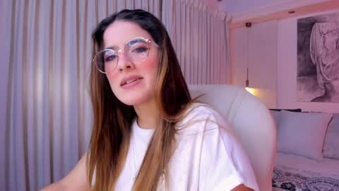 NATHALIE online show from 04.10.26