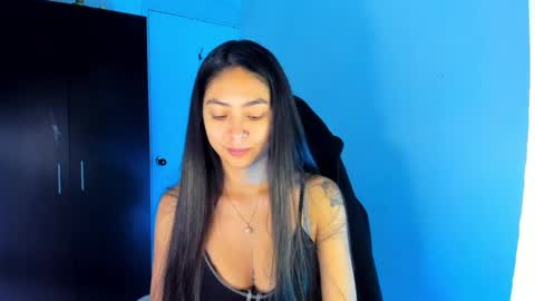 Snapshot of nathalie_rose chatting on 01.28.25 Nathalie online show from 01.28.25