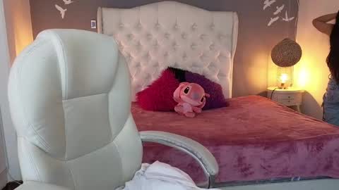 Snapshot of nathaly_blue chatting on 12.03.24 nathaly_blue online show from 12.03.24