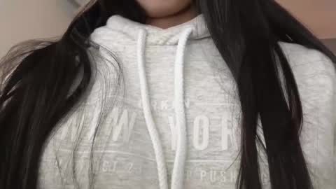 Snapshot of nathaly_blue chatting on 12.06.24 nathaly_blue online show from 12.06.24