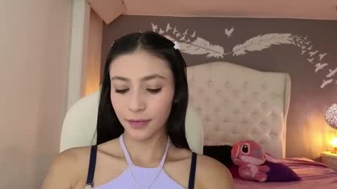Snapshot of nathaly_blue chatting on 01.15.25 nathaly_blue online show from 01.15.25