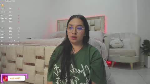    online show from 02.10.25