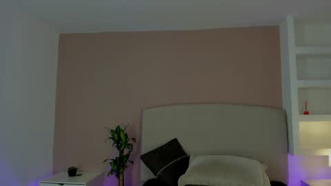 NATHALY  online show from 04.16.26