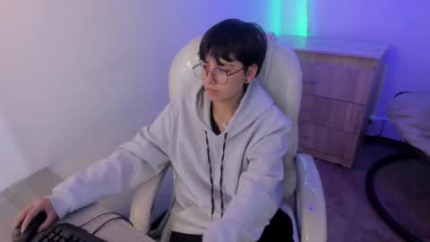 nathalyy_ds online show from 11.28.25