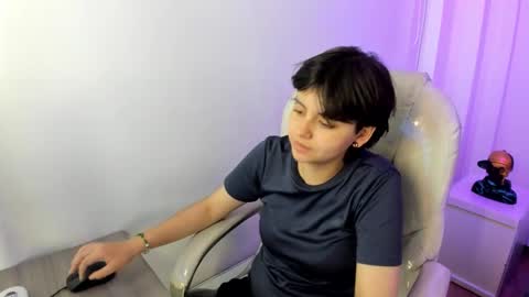 Snapshot of nathalyy_ds chatting on 02.13.26 nathalyy_ds online show from 02.13.26