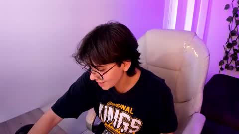 Snapshot of nathalyy_ds chatting on 02.18.26 nathalyy_ds online show from 02.18.26