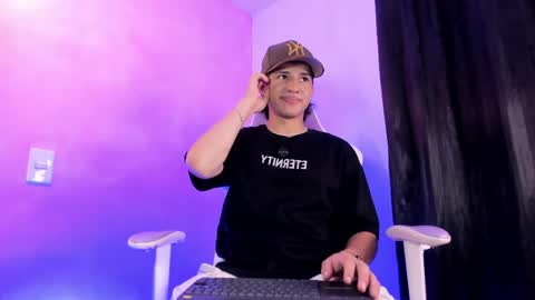   online show from 05.25.26