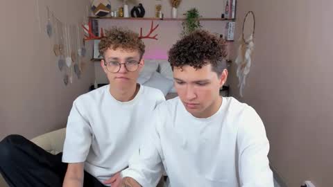 Snapshot of nathan_curl chatting on 10.23.25 Nathan online show from 10.23.25