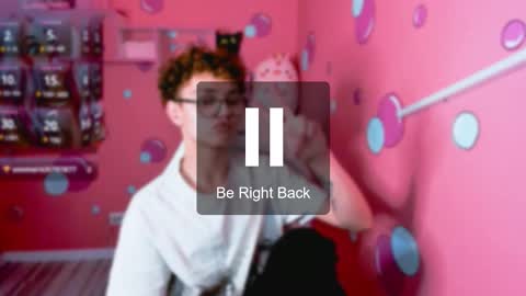 Snapshot of nathan_curl chatting on 11.25.25 Nathan online show from 11.25.25