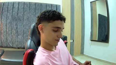 Snapshot of nathan_shimmer chatting on 05.16.26 nathan_shimmer online show from 05.16.26