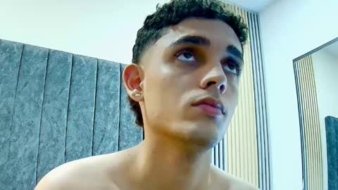 Snapshot of nathan_shimmer chatting on 05.16.26 nathan_shimmer online show from 05.16.26