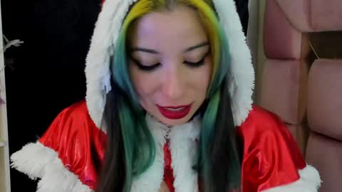 Snapshot of natsuki_09 chatting on 12.27.24 Nat  online show from 12.27.24