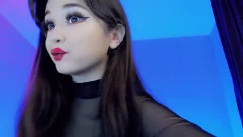 natsumi18 online show from 03.10.25