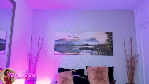 Snapshot of natt_collins chatting on 10.23.25 Natalia online show from 10.23.25