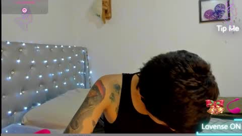 Snapshot of natt_op chatting on 12.04.25 natt_op online show from 12.04.25