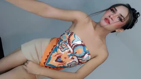 Nathalie smith online show from 05.10.26