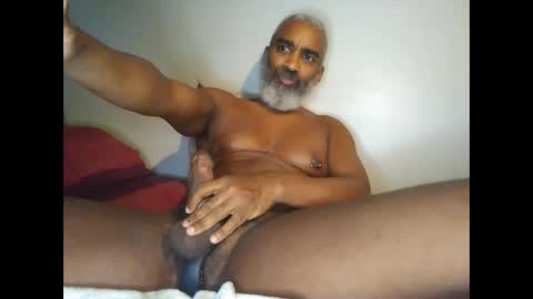 Snapshot of naturandy chatting on 11.21.25 Naturandy or online show from 11.21.25