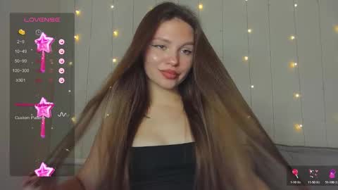 Snapshot of nature_starlight chatting on 10.03.25 Eva online show from 10.03.25