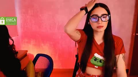 Natalia  Valeria online show from 12.22.24