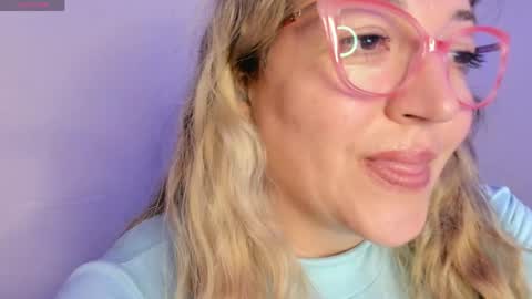 Snapshot of naty__mature_ chatting on 04.16.26 Nataly online show from 04.16.26