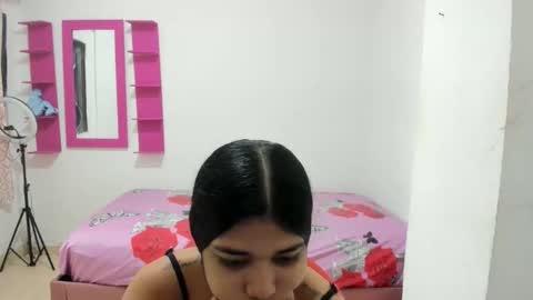 naty_lan online show from 10.17.25
