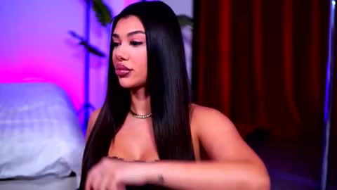 Snapshot of natydesiree chatting on 11.02.25 Naty online show from 11.02.25