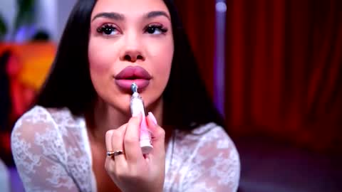 Snapshot of natydesiree chatting on 11.19.25 Naty online show from 11.19.25