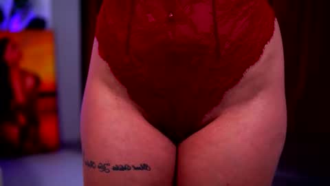 Snapshot of natydesiree chatting on 11.25.25 Naty online show from 11.25.25