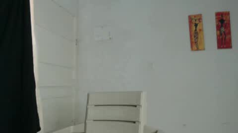 Snapshot of natzumi_mcqueen chatting on 02.01.25 Stella Mcqueen online show from 02.01.25