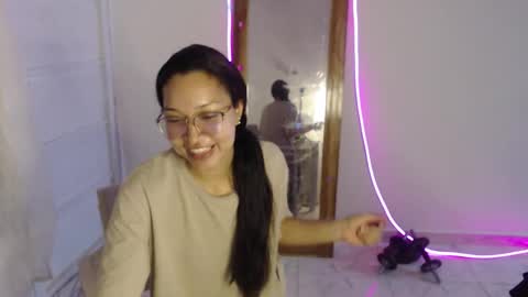 Stella Mcqueen online show from 03.16.26