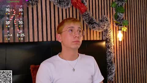 Christopher  Chris online show from 12.18.24