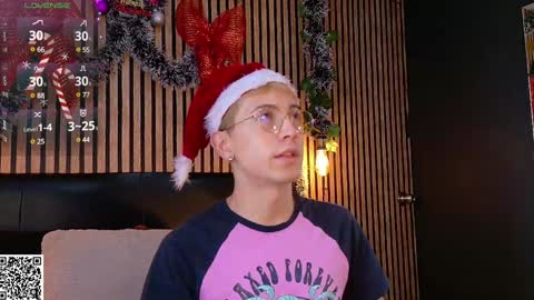 Christopher  Chris online show from 12.22.24