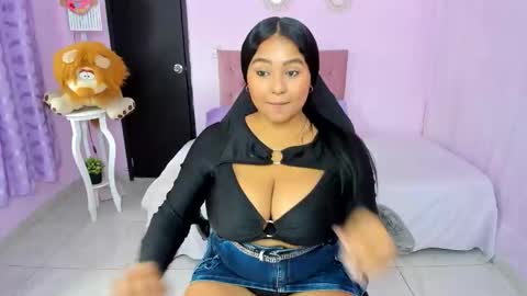 Snapshot of naughty_ariel chatting on 03.21.26 Zoe online show from 03.21.26