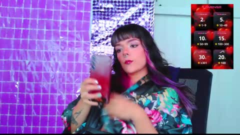 Snapshot of naughty_em_17 chatting on 03.02.25 Em please help me reach 100 thumbs up 3 online show from 03.02.25