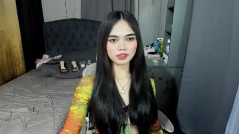 emma online show from 04.25.26